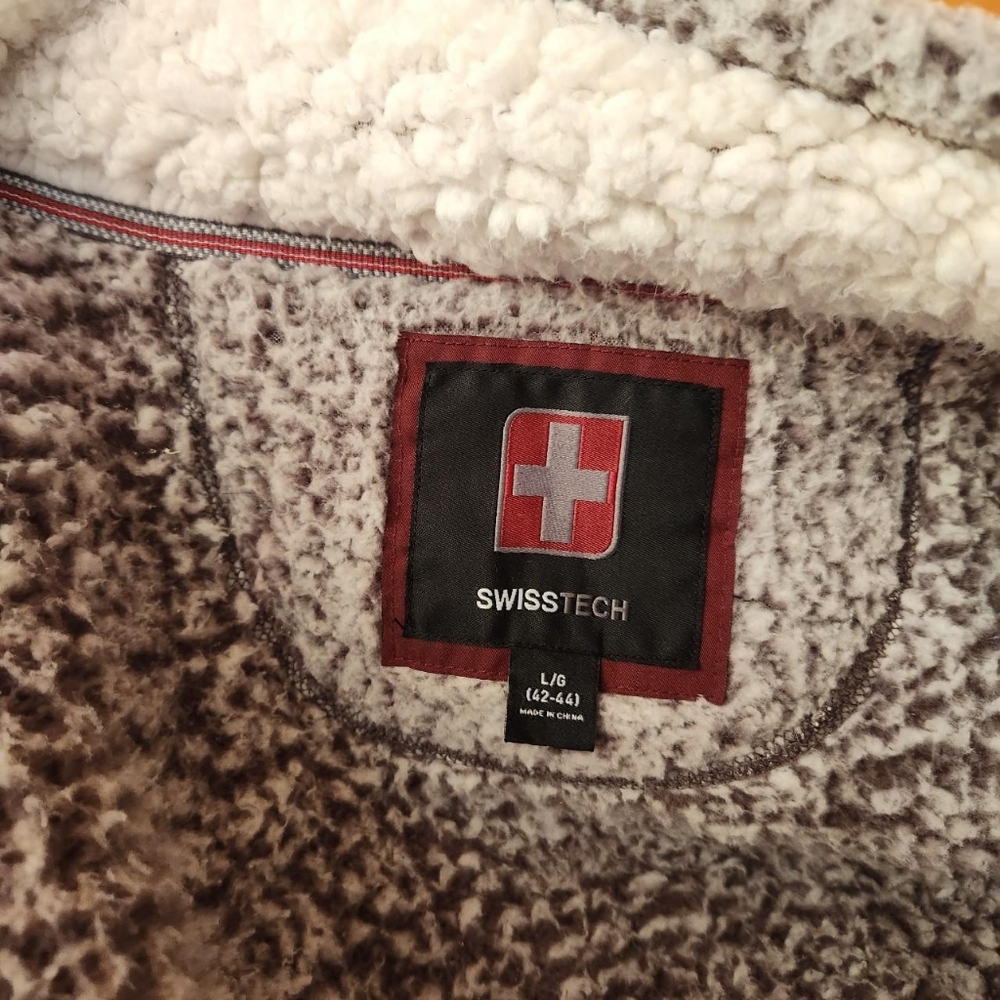 Soft Sherpa Jacket. Swiss Tech Size Large - image 4